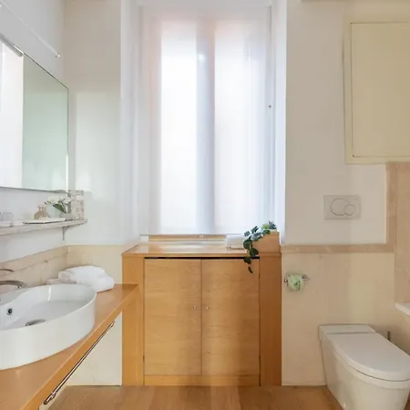 アパート Iflat Navona White And Stylish ローマ